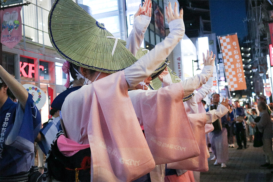 namiki_grp's tweet photo. 【第40回 成増阿波踊り大会に参加しました】
先日開催された「第40回 #成増阿波おどり大会 」に、ナミキグループは「#ちゃおちゃおハウス 連」として参加いたしました。今後も地域社会の活性化と貢献に努めてまいります。
#株式会社ナミキ https://t.co/wEJpFODoRi