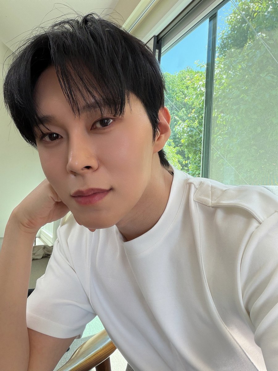 2haejuni_IGA's tweet photo. 260806 #이해준 배우님 인스타 게시물

☀️ https://t.co/wp9sWOW2rB
