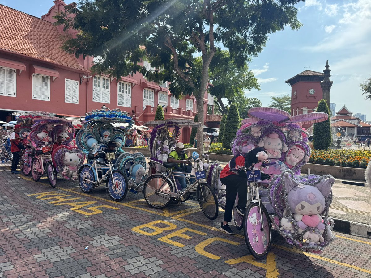 blooming_hea's tweet photo. A Japanese friend invited me to a certain place, and I gladly accepted, so I traveled from Japan to Malacca. To avoid traffic congestion, I chose to take the Malaysian railway. https://t.co/WTlPPRPLXU