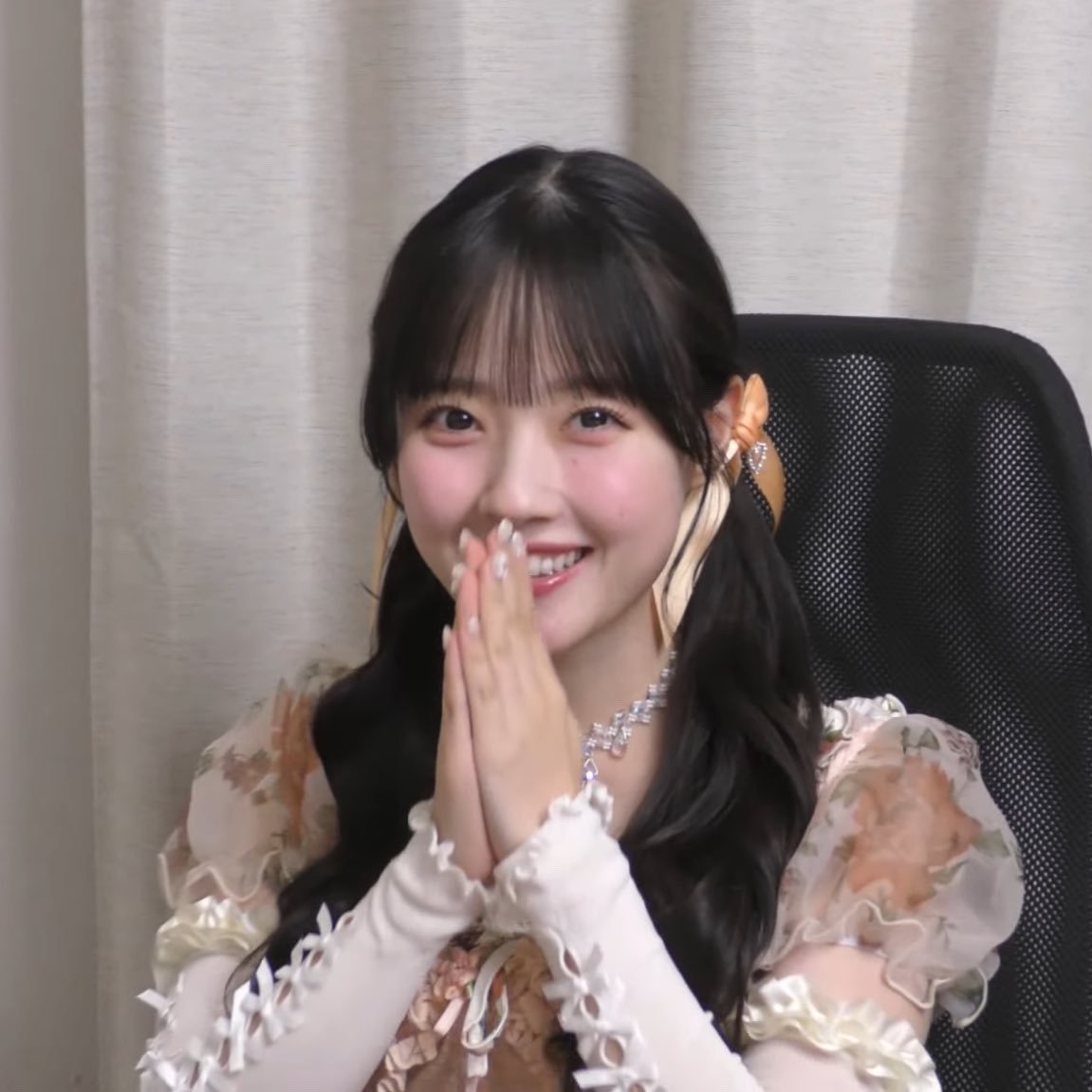 eve012o's tweet photo. 고백했는데 너무 이쁘게 웃으면서 거절하는 바람에 짝사랑 못접게 만드는 미 있으시다 https://t.co/0bFMRB7Ugj