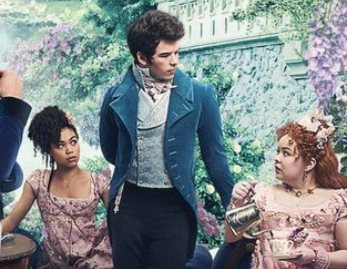 anlvskth's tweet photo. En la primera temporada de Bridgerton Marina era el interés amoroso de Colin, sin embargo, en la portada mira a Penelope. Para mí, es una de las mayores pruebas de que él siempre sintió algo por ella https://t.co/vykZbv8zRN