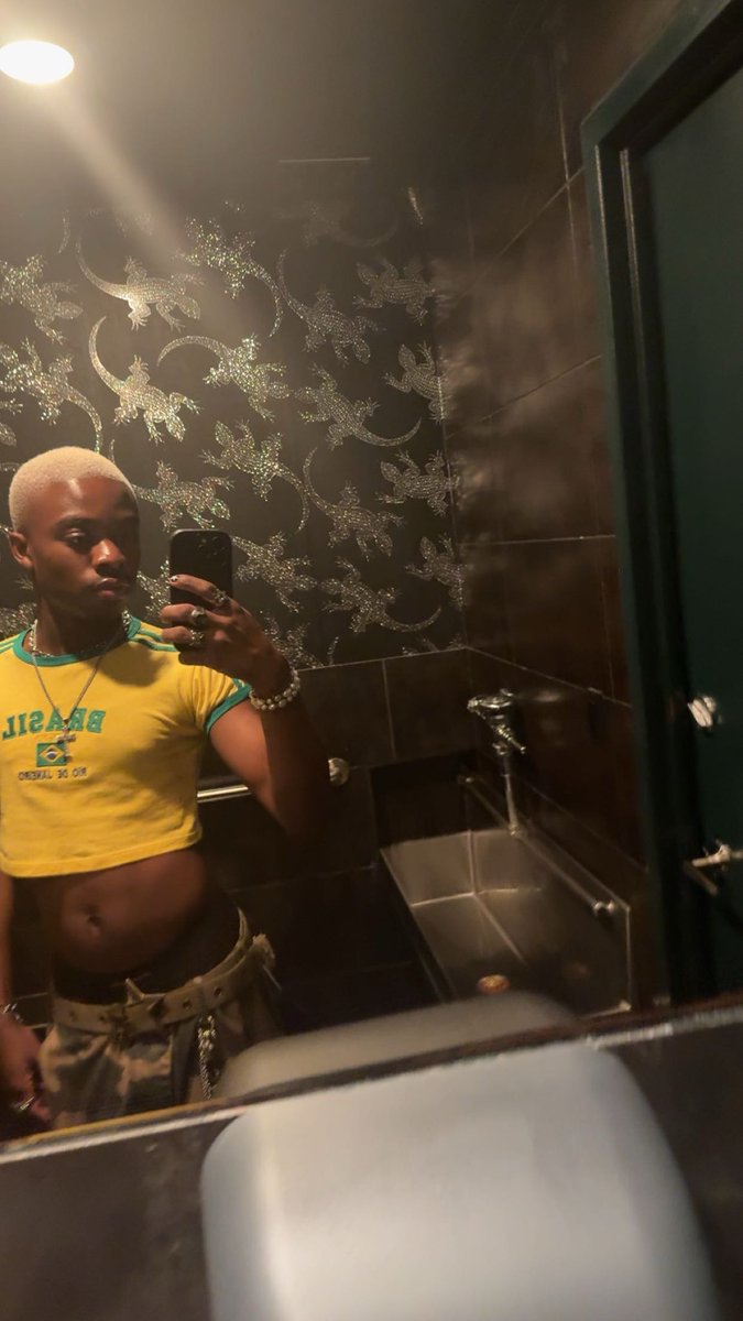 Devononthespot's tweet photo. Hey it’s me 🫡 https://t.co/uUFL0ktvzK