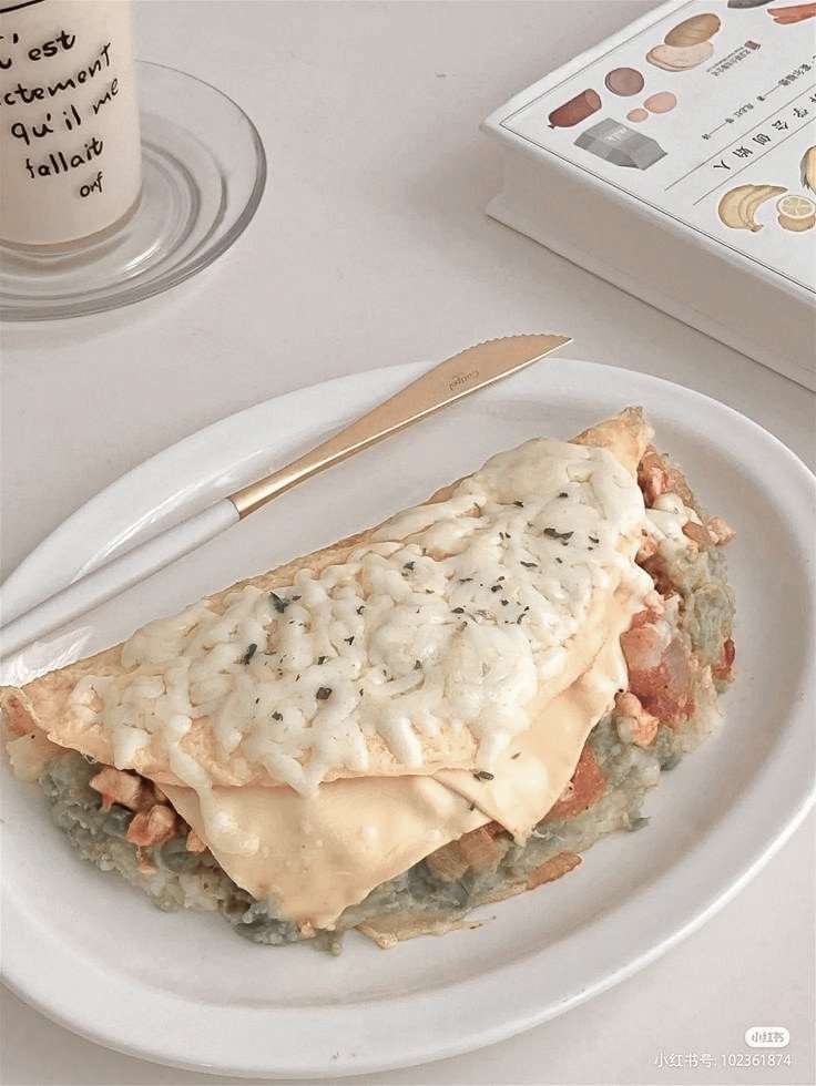 NISKASWARA's tweet photo. ️️

  ️️

Good morning! 
Today’s mission: making an omelet 🍳✨

  ️️
 ️️
 ️️ https://t.co/9Ut38OHQBo