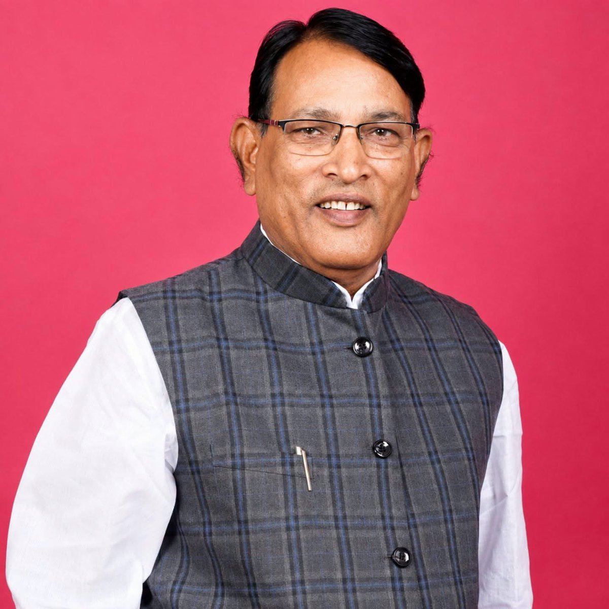 himmatjhalabjp's tweet photo. निवाई-पीपलू विधानसभा क्षेत्र से भाजपा विधायक श्री राम सहाय वर्मा जी को जन्मदिन की हार्दिक बधाई एवं शुभकामनाएं।

प्रभु श्री एकलिंगनाथ जी से आपके उत्तम स्वास्थ्य एवं दीर्घायु जीवन की कामना करता हूँ ।

@RamsahayvermaNW https://t.co/OZCBEmUSrH