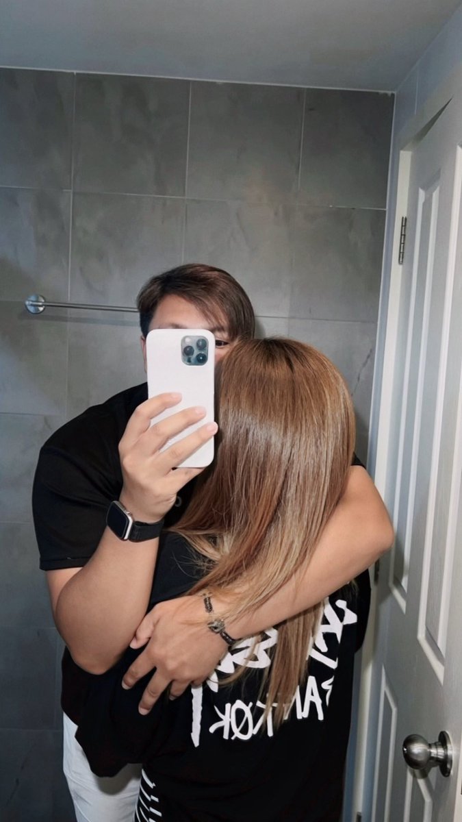 imdeufo's tweet photo. คืนนี้อาจมีเหตุการณ์แทงกันในคอนโด
ขอให้ลูกบ้านทุกคนอย่า ตื่นตระหนกตกใจ

#กทม #สายไฮ #ไฮนัว #ไฮแล้วเงี่ยน #ไฮกรุงเทพ #น้ำแข็ง #ตัวใหญ่  #hi #hicool #ไฮคูล #ความลับ https://t.co/SlairtLPuW