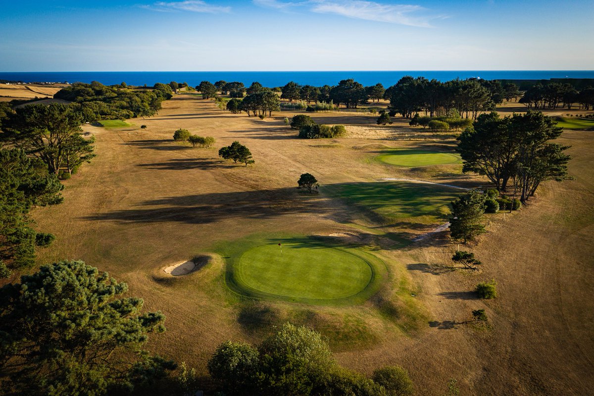 StaddonHeights's tweet photo. Fast running from tee to green with perfection where needed on the putting surfaces #PL9
A different look for 2026 on the #golf course after the sustained dry period
#playgolf #golflife #plymouthgolf #golfdevon
@swsportsnews https://t.co/TOGiZqvSoN