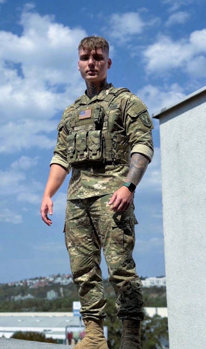 PepeMind_Chain's tweet photo. Professional, focused, and vigilant. Doing what it takes to finish my service and start my real life. https://t.co/4efvd8IFES