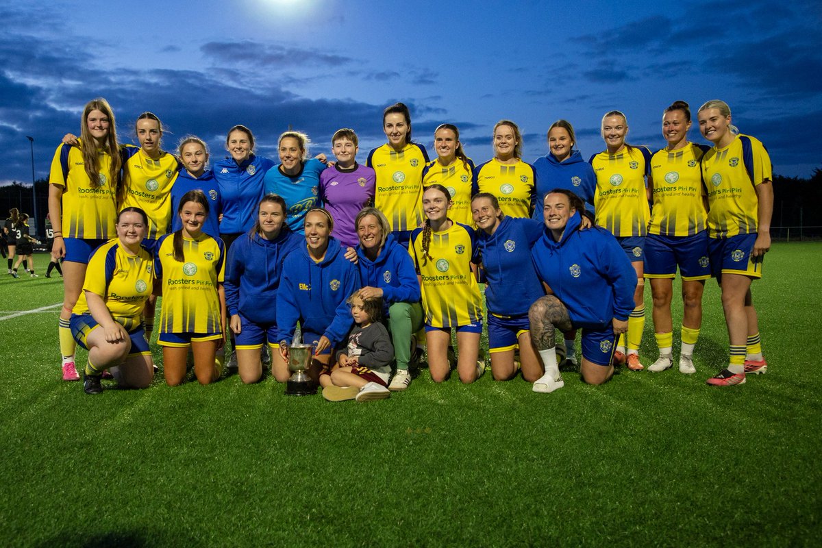 DouglasHall1971's tweet photo. Huge congratulations to our Senior ladies on winning the CWSSL premier league ,captain Emma McCarthy was presented with the league cup last Wednesday night by CWSSL PRO John Mchale
Many thanks to Colm Ui Duibhir for the fantastic photographs #UpDHallππ https://t.co/ehh42UJq2C