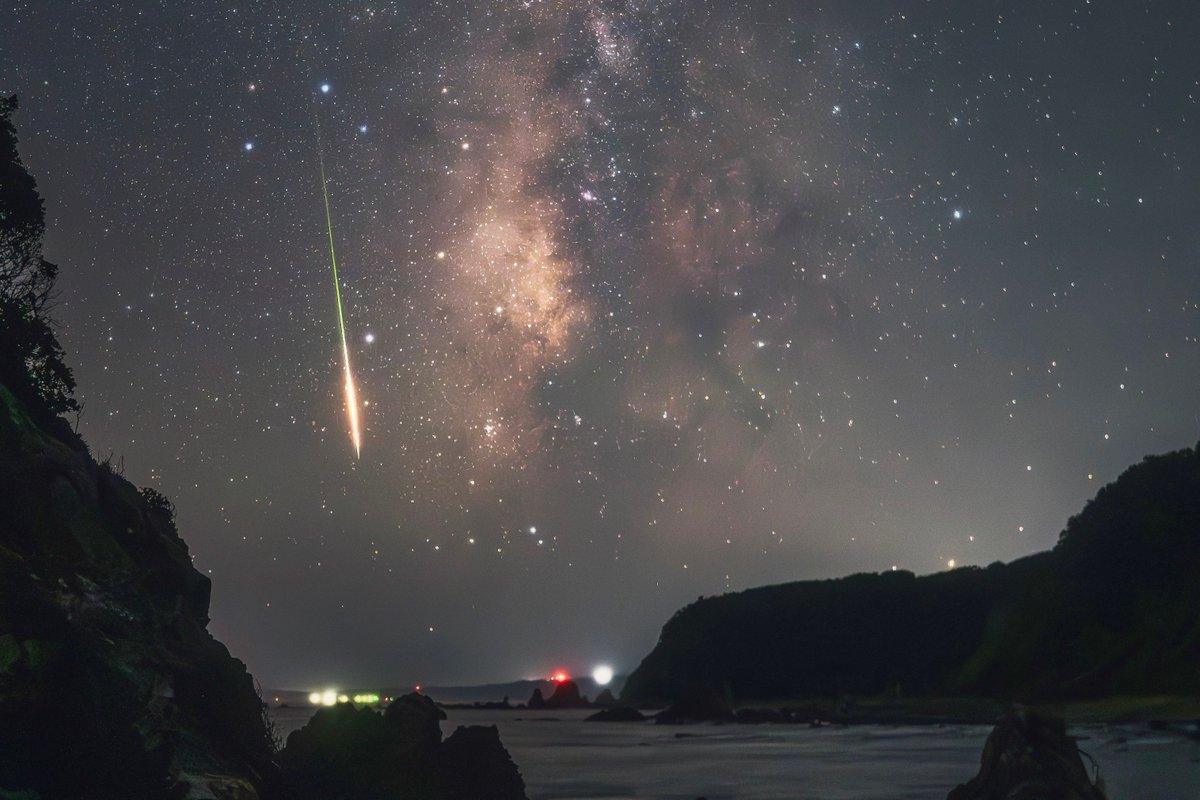 negiasa's tweet photo. 今年のペルセウス座流星群は
新月で好条件

天の川と流星・火球が撮れるチャンス https://t.co/avPz0c7Kjn