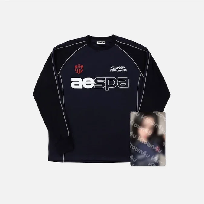 iPurple_EU's tweet photo. AESPA's new merch "SYNK: COMPLaeXITY"  is now available and we are in love with it 🤗

🔗https://t.co/9Qq1VJzelh https://t.co/riB51qqq38