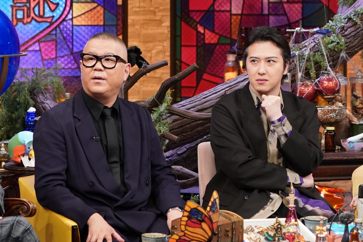 Fri_mystery_ntv's tweet photo. このあと7時は #金曜ミステリークラブ!!!🕵️

@Fri_mystery_ntv でOA中にクイズを出題☝️
今夜も名回答が!?✨
再現VTRのヒントを見逃しちゃダメですよ😏

イモトアヤコ 尾上松也 長谷川忍
柳原可奈子 横澤夏子

会員代表：二宮和也　主宰：千鳥ノブ https://t.co/qT5g38OX1M