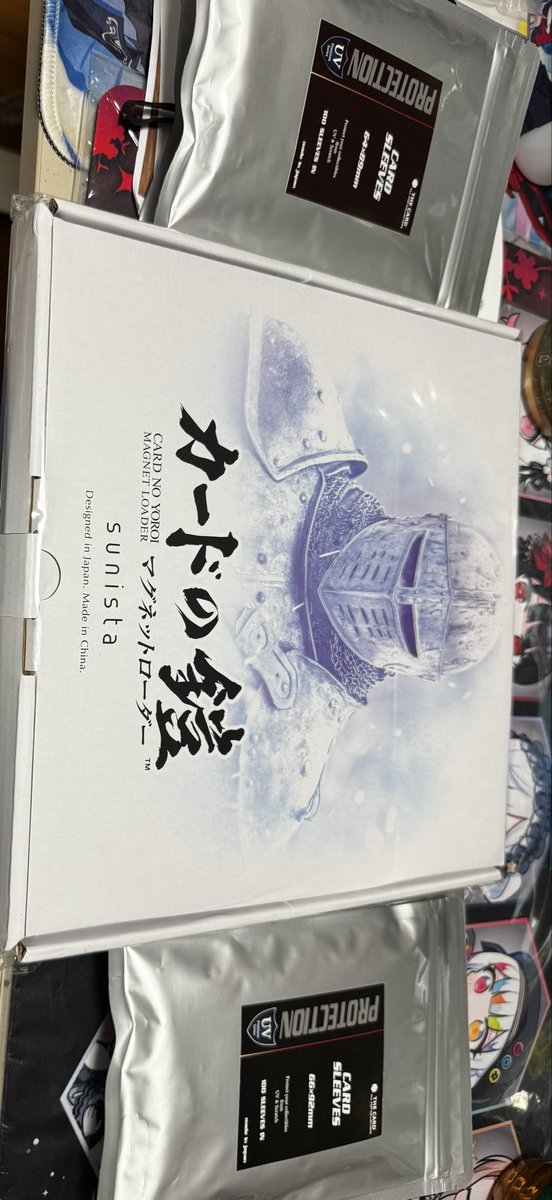 youmuc3's tweet photo. わーい！ようやくトレカ整理用のローダーとスリーブ届いた！あとは飾るだけ https://t.co/qY3WMZcgcj
