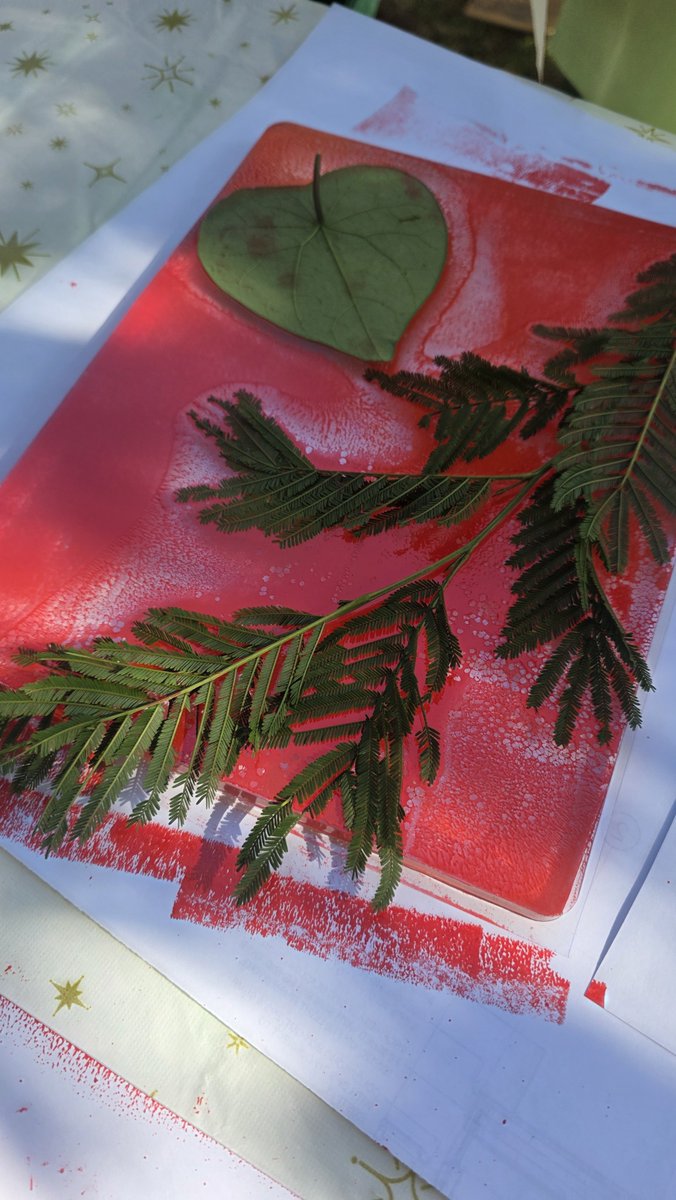 SMEEAndrew's tweet photo. 'Inspired by nature' Students creating art prints taking inspiration from nature & making meaninful connections to nature #RoyalNPEEC #EnvironmentalEd #art #nature https://t.co/TliPpf7Fe5
