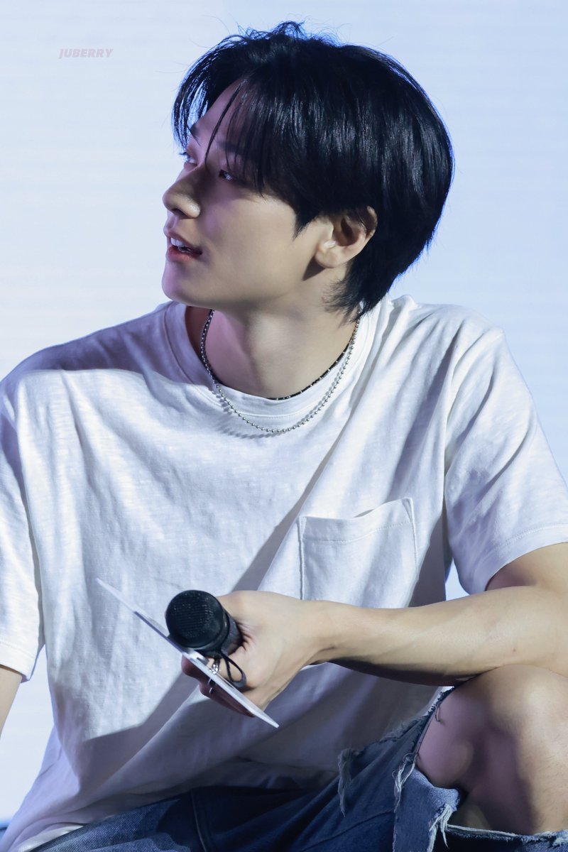 Juberry_115's tweet photo. 260802  질투심 기엽다ㅎㅎ
#주연 #더보이즈 #JUYEON #THEBOYZ https://t.co/RblfkQTMLp