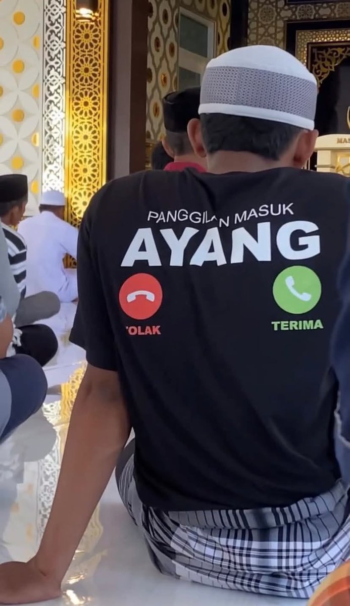 pantungalimar's tweet photo. angkat dulu itu telpon nya https://t.co/lEw7vyPLkO