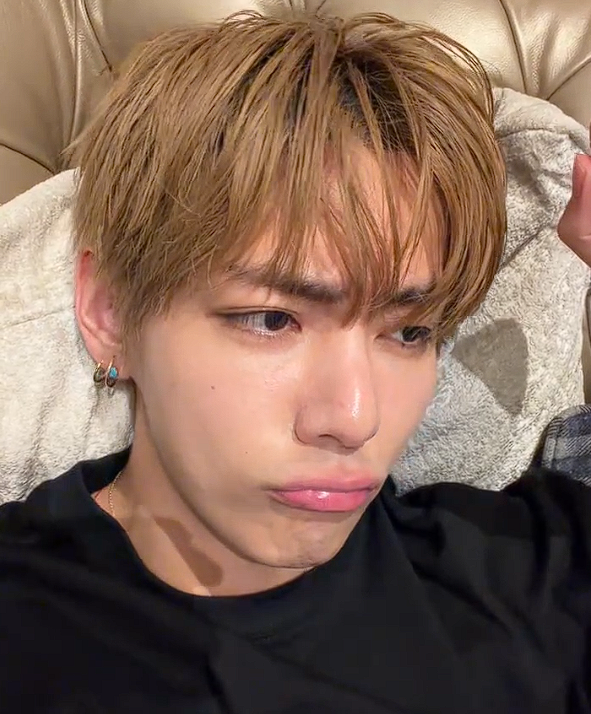 koovarbie's tweet photo. NOOOOOO ?????😭😭 https://t.co/ST6tf8LUEN