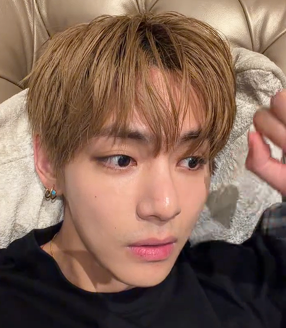 koovarbie's tweet photo. NOOOOOO ?????😭😭 https://t.co/ST6tf8LUEN