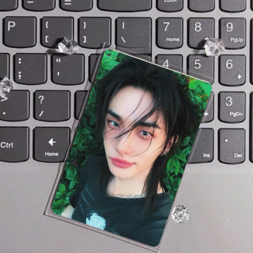 July_hhj0320's tweet photo. 🧚🏻🍃

#현진 #Hyunjin 
#스트레이키즈 #StrayKids https://t.co/cI4A9RSLvC