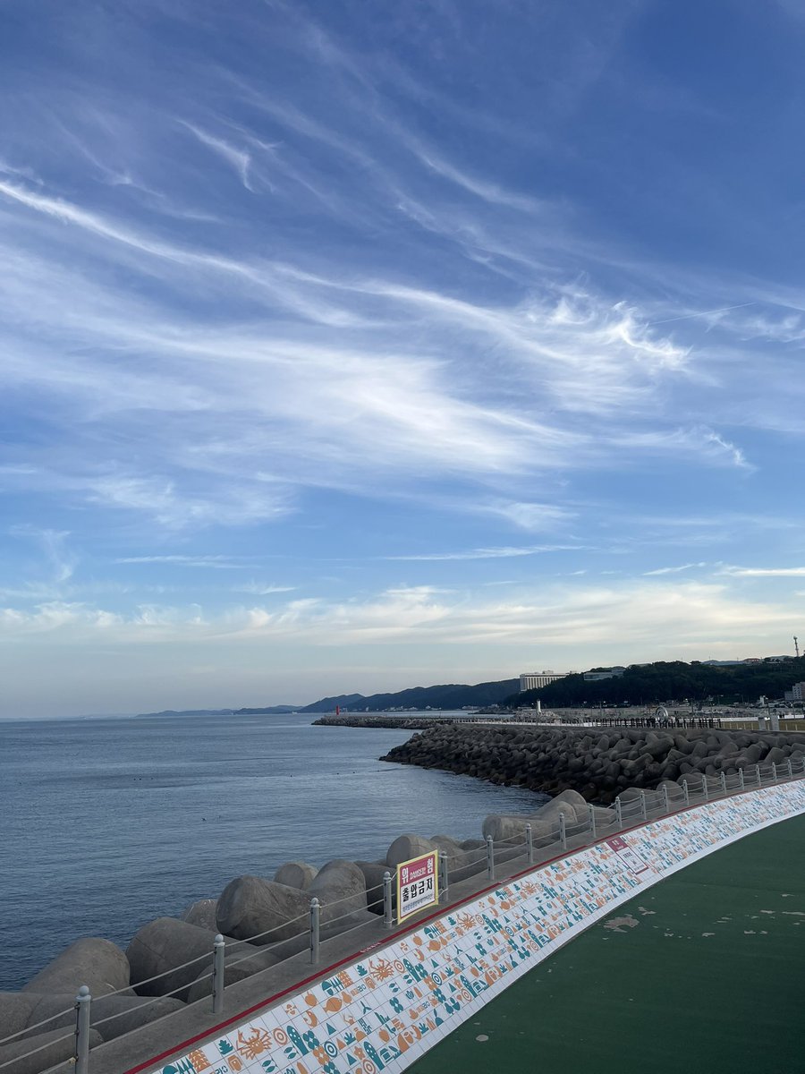 claradiarry's tweet photo. 영덕에서 찍은 사진들… 예쁘다 https://t.co/frIPKBsOCZ