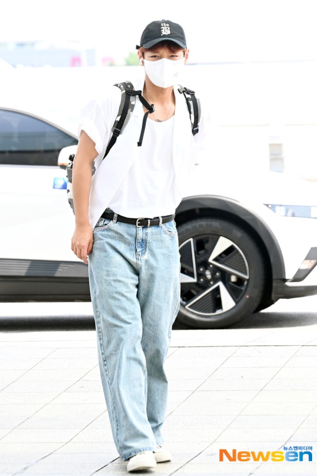 Kstyle_news's tweet photo. 【PHOTO】Wanna One出身パク・ジフン、ファンコンサートのためマカオへ出国（動画あり） https://t.co/R97ozKqu0l