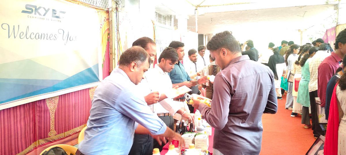 skyec_official's tweet photo. SkyEc proudly participated in the Pharmaceutical Meet held at the Rajiv Gandhi Institute of Veterinary Education and Research (RIVER), Puducherry.

We sincerely thank everyone who visited our stall and supported us.

#skyec #river #puducherry #pharmaceuticalmeet #veterinarycare https://t.co/i7PIiNHq1F