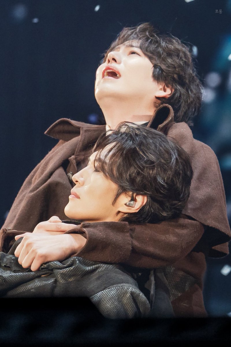 magnetic_geung's tweet photo. 요랬는데                                          요래됐슴당! https://t.co/w8nHCFMvOb