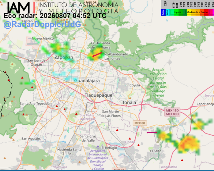RadarDopplerUdG's tweet photo. Se registra #Lluvia puntualmente fuerte con probabilidad de granizo hacia el  #AMG: En los limites de #Zapotlanejo y #Juanacatlán, también ingresando por #Huentitán y en #Zapopan Centro. https://t.co/Ka5uNP3Euz