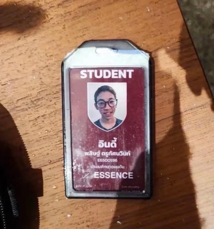 arisanan6's tweet photo. #กราดยิง #สามกีบ #พรรคส้ม #พรรคประชาชน 
เด็กขวัญใจของพรรคส้ม เด็กปลดแอก ทำเรื่องชั่วอีกแล้ว https://t.co/p0okLkIlgr