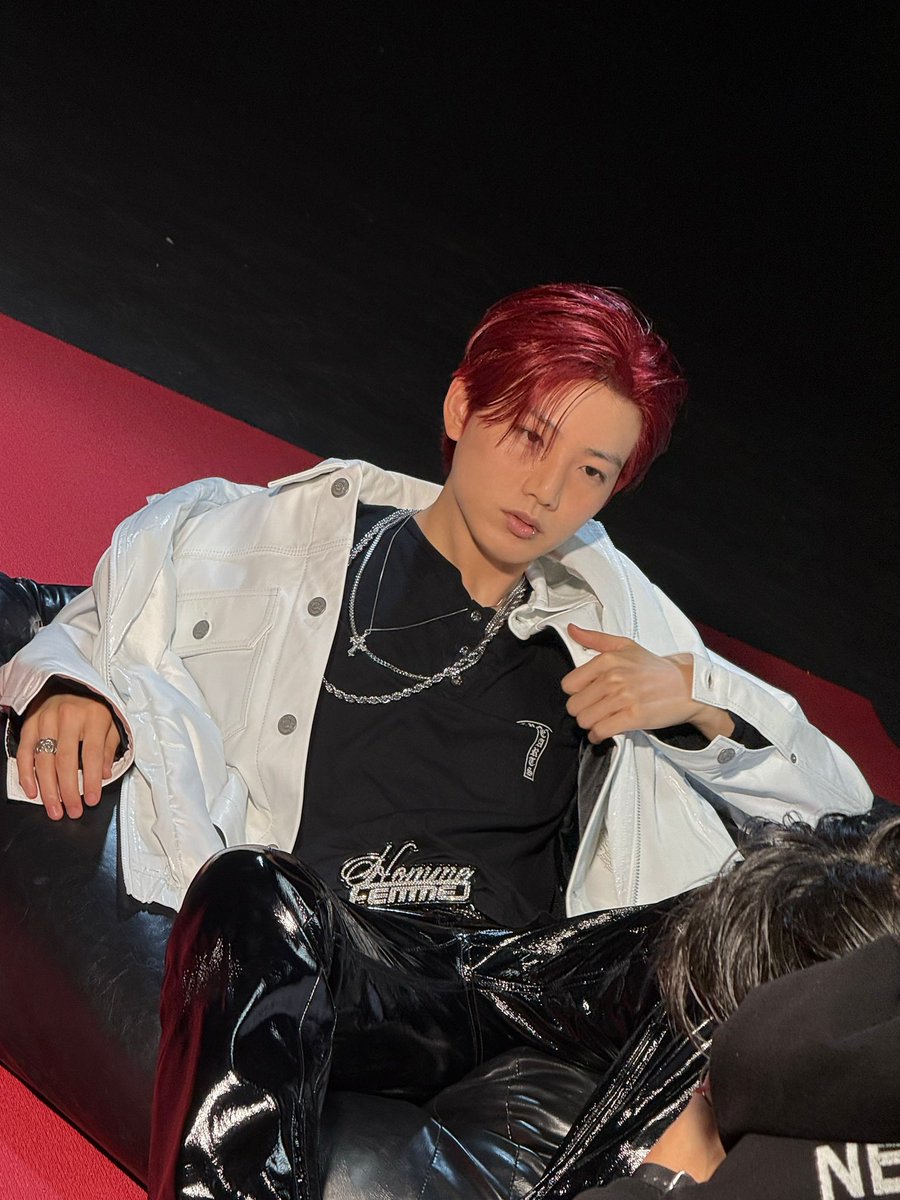 mxwexxrk's tweet photo. สุด! 🖤🤍❤️ https://t.co/AekiKj49MJ