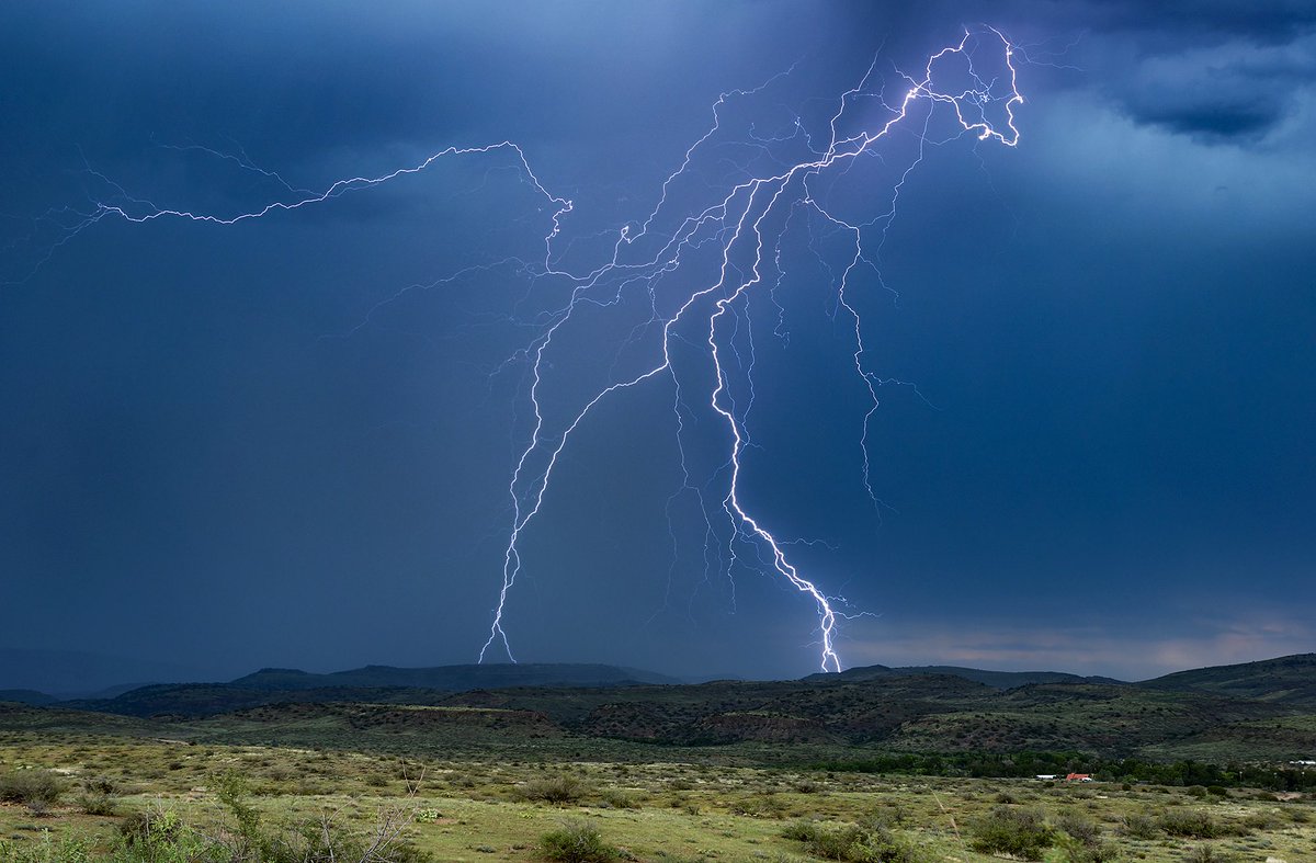 rebilasphoto's tweet photo. Four favorites from a productive storm chase up the I-17 north of Cordes Junction, Arizona. Sat in same spot for 3 hours bagging lots of big bolts! Does anyone see a dinosaur in the first shot or am I high? 🦖 All images shot with Lightning trigger IV’s #azwx

📸 @rebilasphoto https://t.co/k7o8tcH6DF