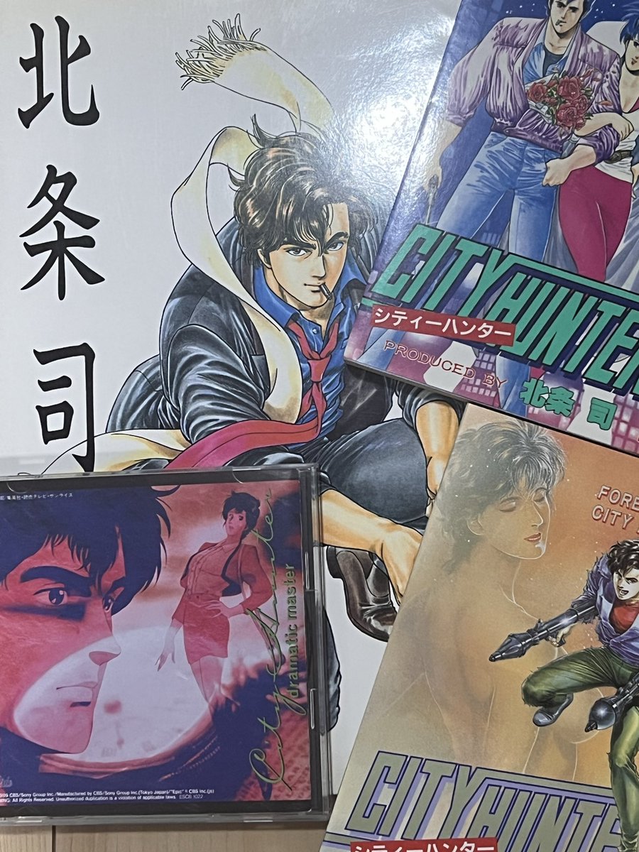 goshimimi's tweet photo. シティーハンター大原画展　於なんばパークス
行ってまいりました🔫連載当時からの割とガチ勢なワタクシ。いやぁ、それはもう圧倒されました。感動させられました。
同世代の同志はもちろん、その子供たちなのか若い世��の来場も多く見られ、シティーハンターの偉大さを再確認！

再読必須🔫 https://t.co/FjjR7sbWaS
