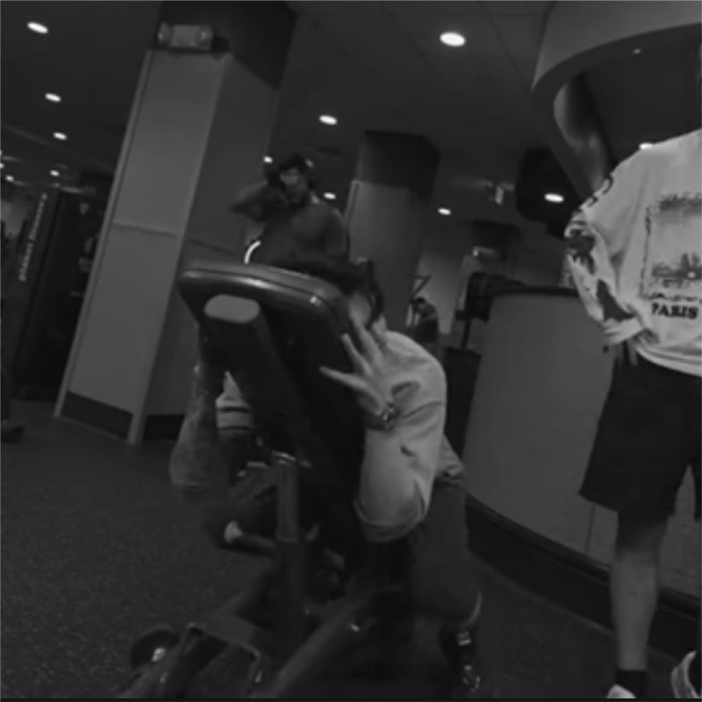 servcuntmin's tweet photo. man this is fucking frying me soo bad did he do 50 sets of fuck my life cause???:;???? https://t.co/9z5ZXcSYqP