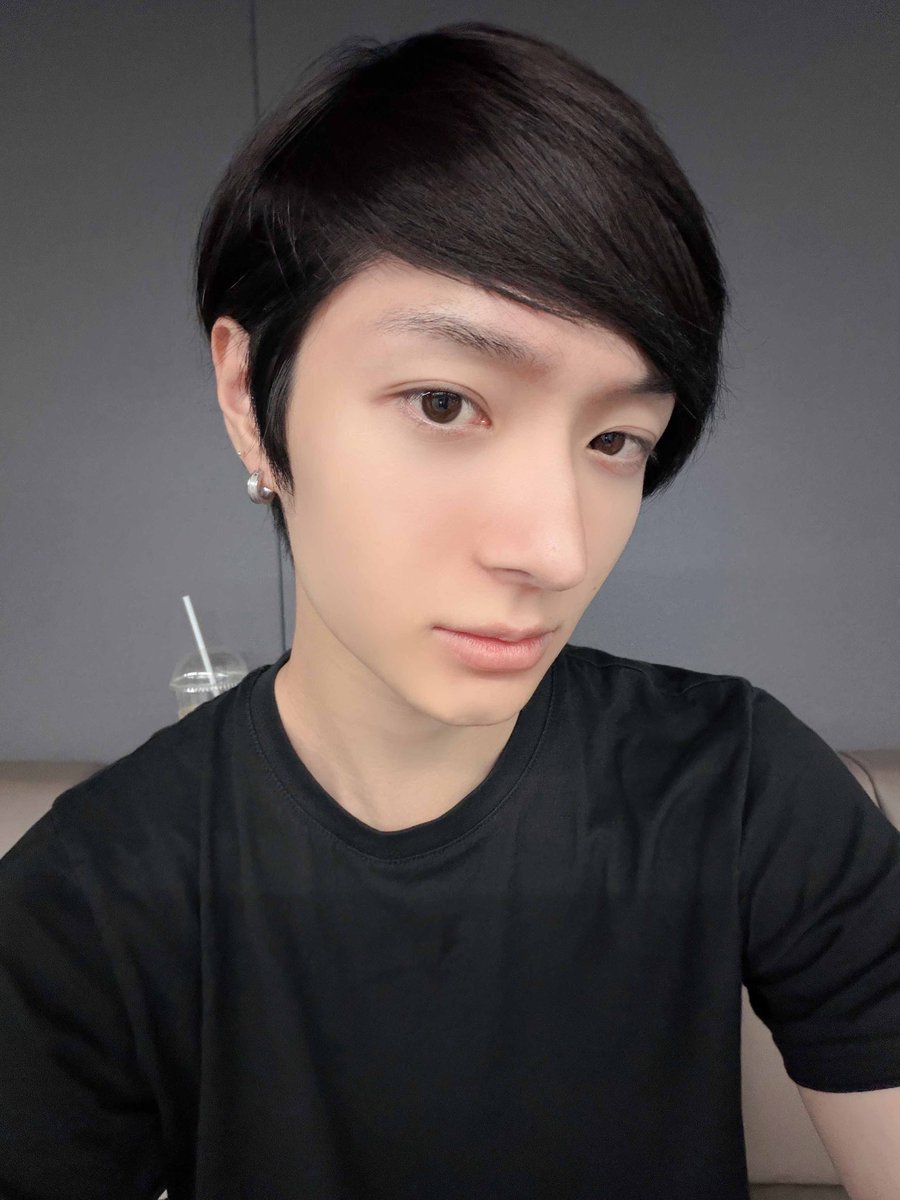 donghwaagf's tweet photo. 가젤동화..? https://t.co/2HaZ4M3Vj5