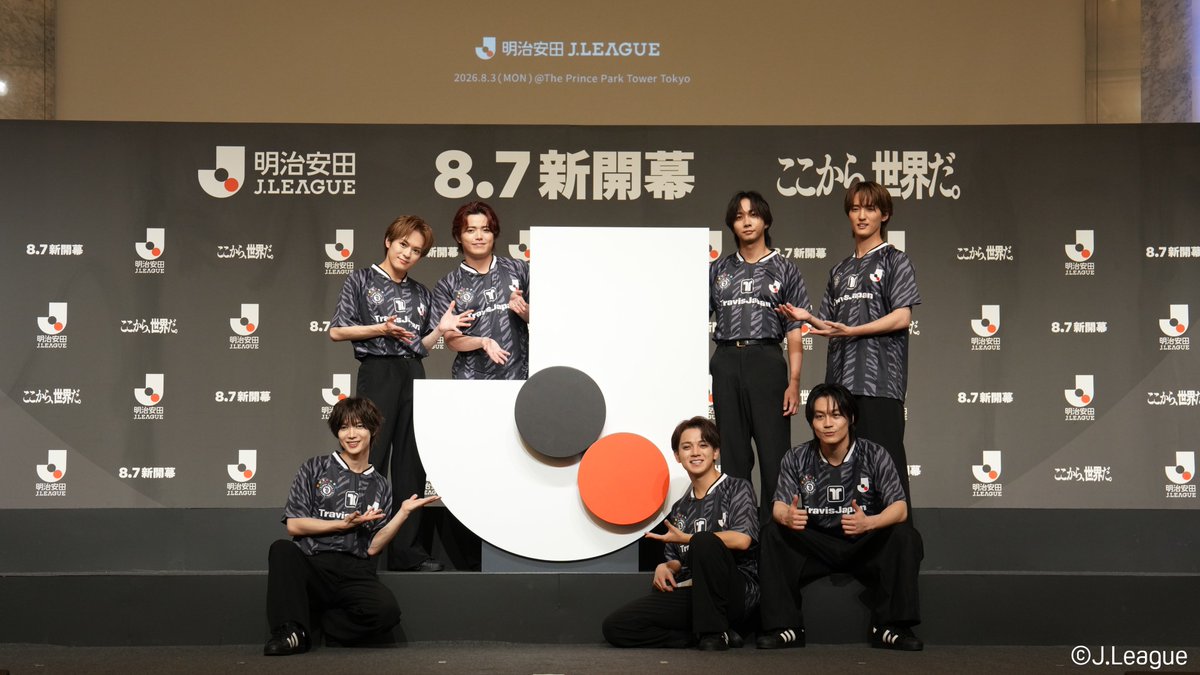 DAZN_JPN's tweet photo. 本日のPICK UP MATCH Presented by 明治安田
横浜FM🆚鹿島 DAZN #無料ライブ配信 にて

/／
Jリーグ2026/27シーズン スペシャルアンバサダー
Travis Japan ライブパフォーマンス配信🪩
\＼

ハーフタイムに披露される「On My Road」を
ぜひお楽しみください🎤

@TravisJapan_cr
#Jリーグ新開幕