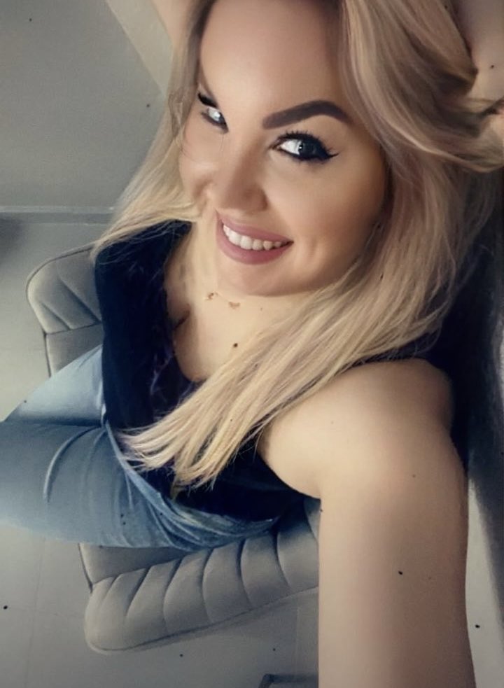 blonde_glow's tweet photo. A little mystery.
A little confidence.
And just enough attitude to keep them wondering. 🖤 https://t.co/7C9gjIZRvY