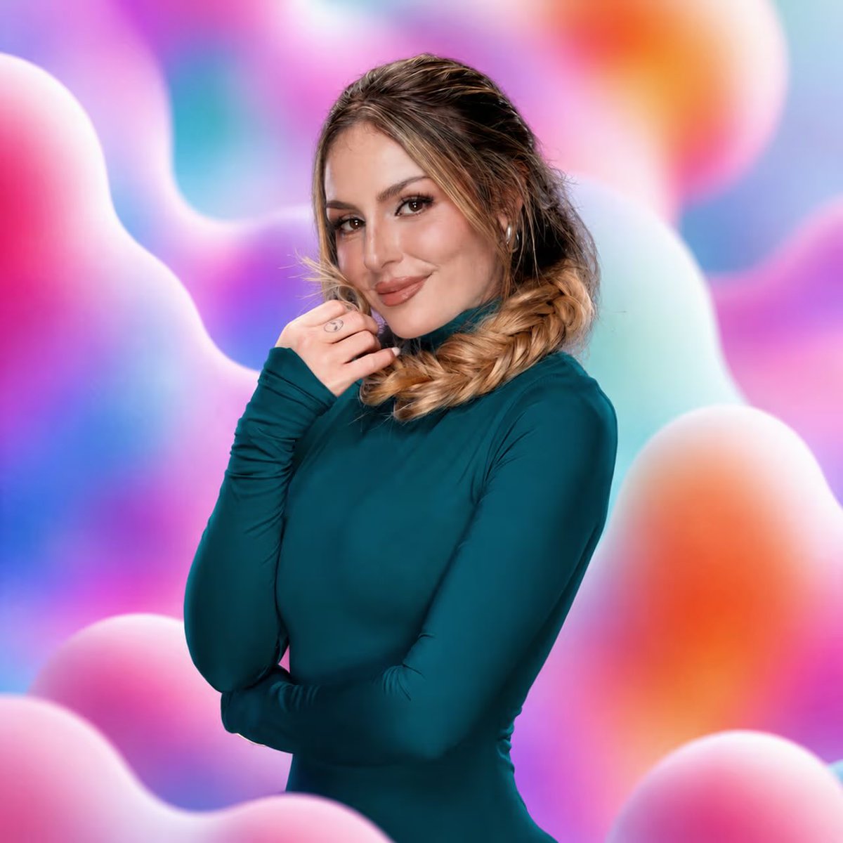 chicxindiscret's tweet photo. Yo opino que lo mejor es que salga Gema si ustedes quieren a Karina y Aldo que duren varias semanas es preferible que salga la manzana podrida porque ella los va hundir. Primero ella luego el Ese  #LaCasaDeLosFamososMéxico #LaCasaDeLosFamososMx https://t.co/g5LTAoRnoF