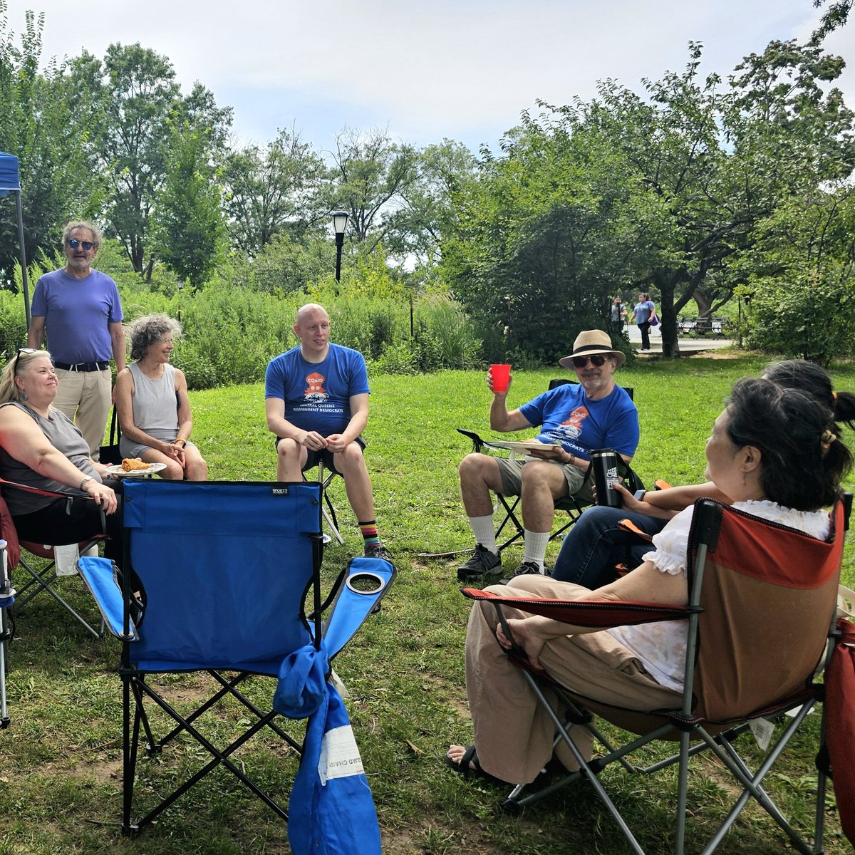 CQUID718's tweet photo. 🧵🎊🎈At our August 2nd picnic in the park, we celebrated our members' successful organizing efforts to elect 2 District Leaders, 1 State Committee Member, 3 Judicial Delegates, &amp; 9 CC Members + continue to grow grassroots, bottom-up, participatory democracy in AD 28 🗳✊🏼💪🏼🙌🏼🎉🎉 https://t.co/lyZbscJ8jY
