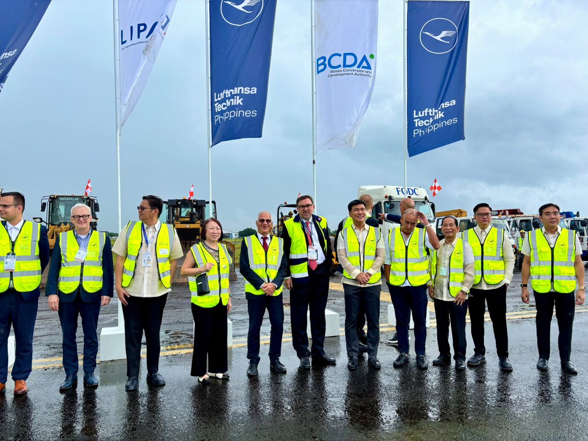 germanyinphl's tweet photo. Congratulations to @LHTechnikPhilippines ! Happy to attend the groundbreaking ceremony for a brandnew modern MRO-Facility at Clark airport! Very significant German private investment, milestone for global aviation safety and a lighthouse for π΅ππ©πͺ relations.
#GermanyInPHL https://t.co/8wSXNAc1fK