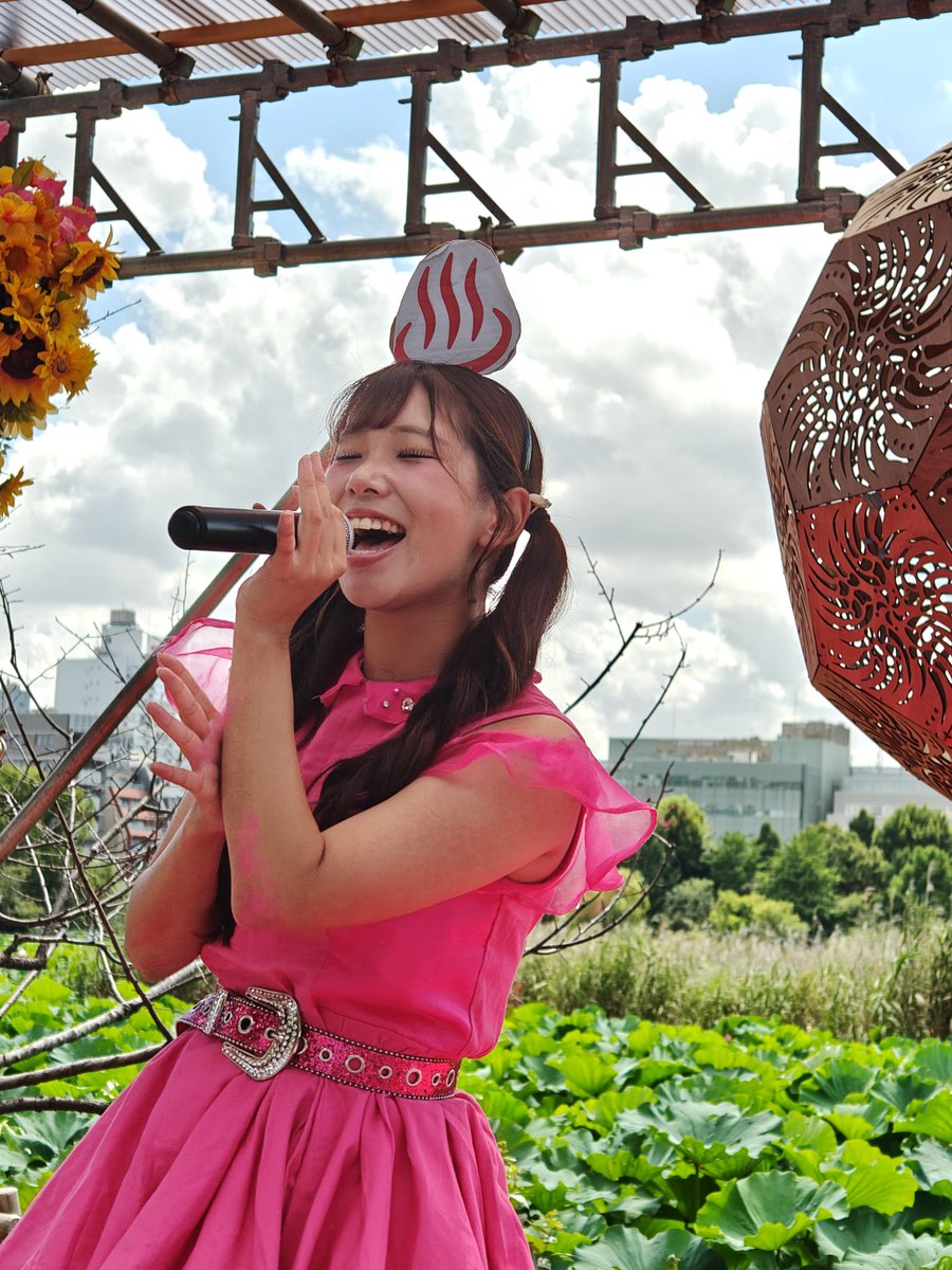 kikubayashi_rin's tweet photo. 8/7 #うえの夏祭り
#上野公園不忍池周辺 #弁天堂前広場
※いつもの会場と違います！ご注意ください！　観覧無料
16:25〜ジュリアナの祟り
➡️　今日は撮影🆗。
ステージのるるちゃん撮れた‼️
るるちゃん、可愛い❤ https://t.co/ONJkC5UfKj