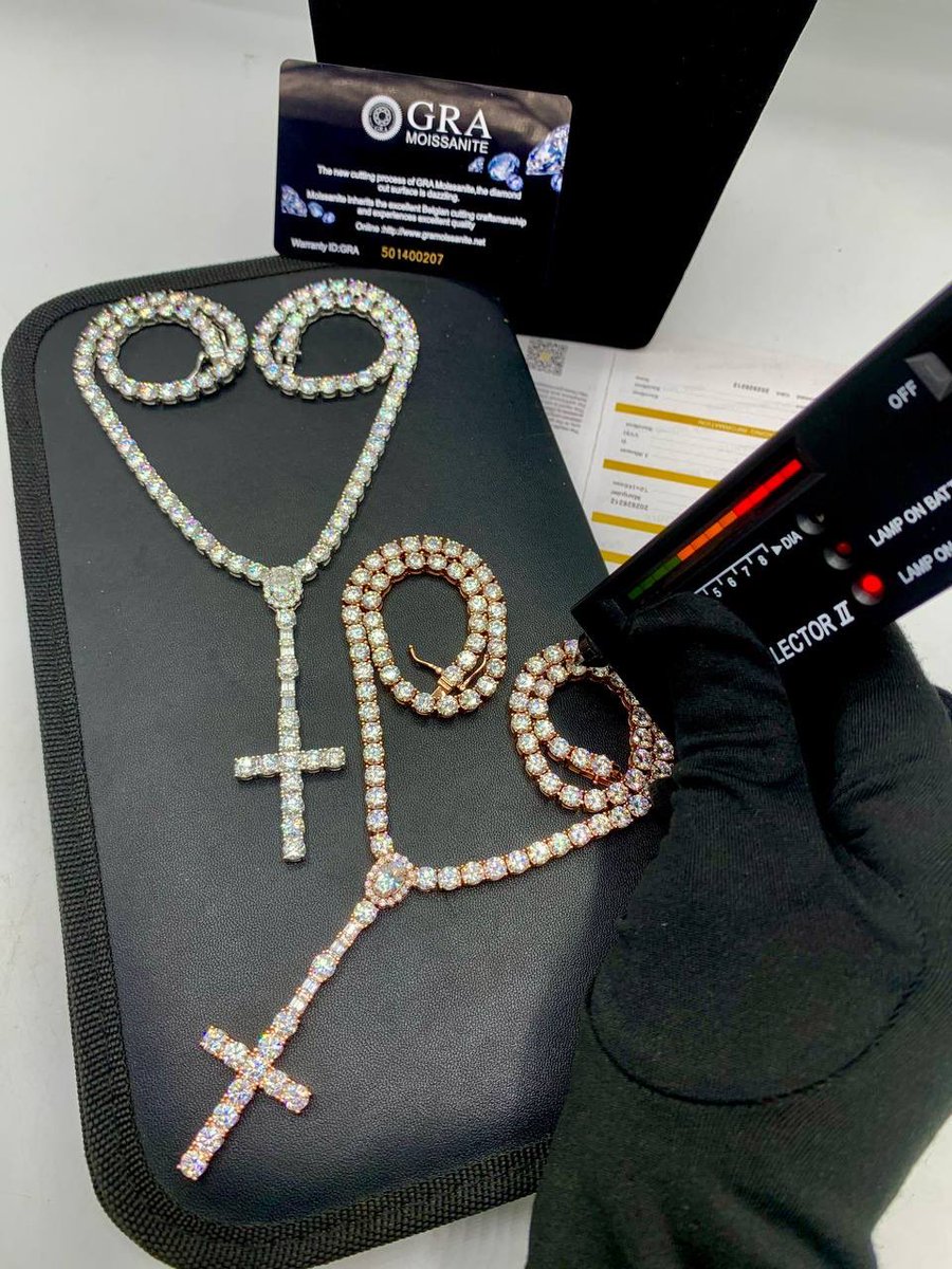 officialskimps's tweet photo. Brilliance that turns heads. 💎

Premium Moissanite Jewelry.

📦 Nationwide Delivery.
📩 DM to Order.

#SkimpsCollection #Moissanite https://t.co/rNZwicctPa