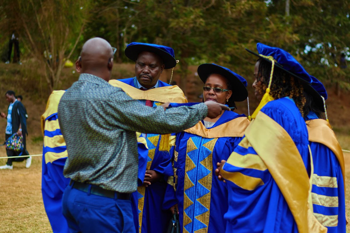 Cityfrans47_'s tweet photo. May the knowledge, skills and values you've gained open doors to fulfilling careers and lasting success. Wishing every Mount Kenya University graduate the very best.
#MKU29Graduation
#Equip6thGraduation
Equip Africa Institute https://t.co/zDCQc5BNuq