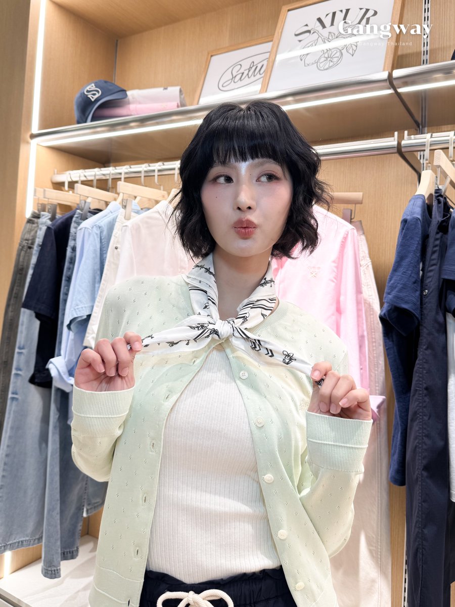 gangwayth's tweet photo. #GangwayExclusive แชะภาพ 'เกรซ บุศรินทร์' อวดลุคสไตล์ Contemporary Casual จากเกาหลีกับแบรนด์ SATUR แบรนด์แฟชั่นมาแรงจากเกาหลี กับการเปิด Flagship Store แห่งแรกในประเทศไทย และแห่งแรกในเอเชียตะวันออกเฉียงใต้🍂✨

#GRACEWithMySATUR
#SATUR 
#SATURThailand https://t.co/yeIREBY5S6