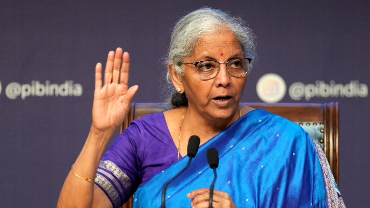 MadhuriDaksha's tweet photo. "Don't worry UPI new Charges only For Merchants, not for consumer."— says Financial Minister Nirmala Sitharaman.
#NirmalaSitaraman #UPIPayment #UPI #Finance #India https://t.co/1Pi274HCMD