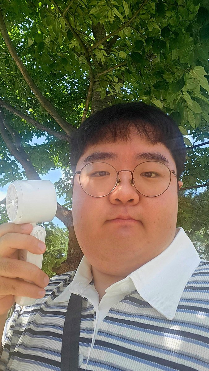 du_c_k00's tweet photo. 뭘올려야할지 모르겠다
물들어올때 노저으랬는데🤔 
좋아할사람들은 좋아해주겠지..🥹 https://t.co/6jkUlEFqOM