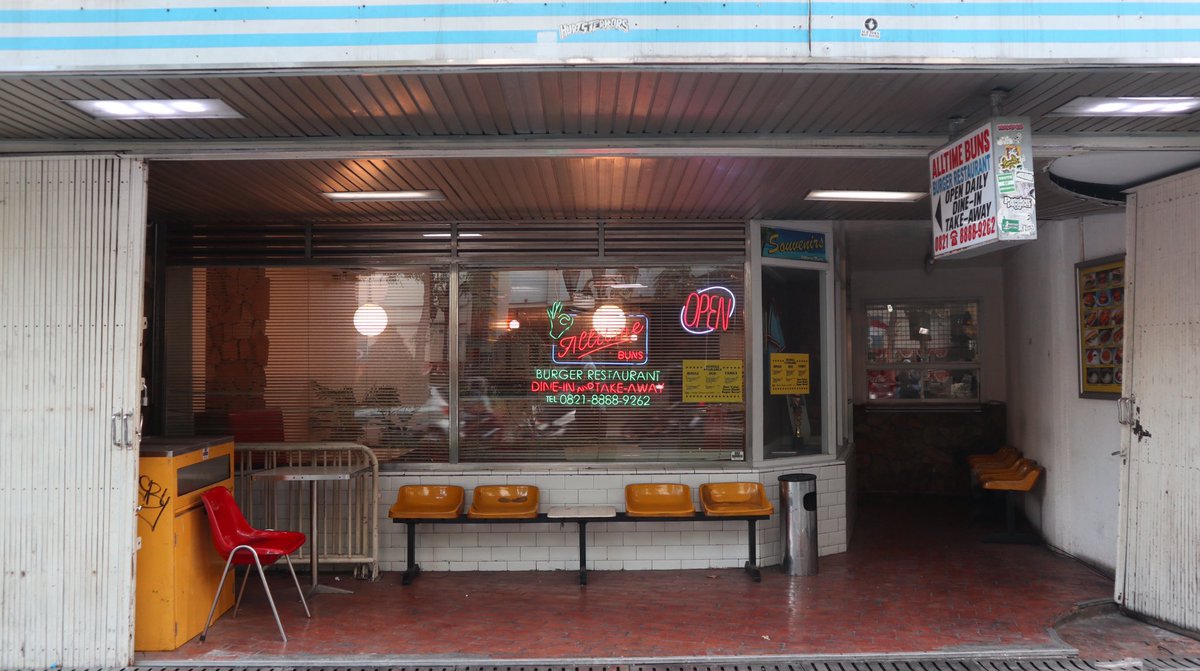 nooraframes's tweet photo. Still open, still waiting
#beforeandafter #adobelightroom https://t.co/vslLV0vm1m