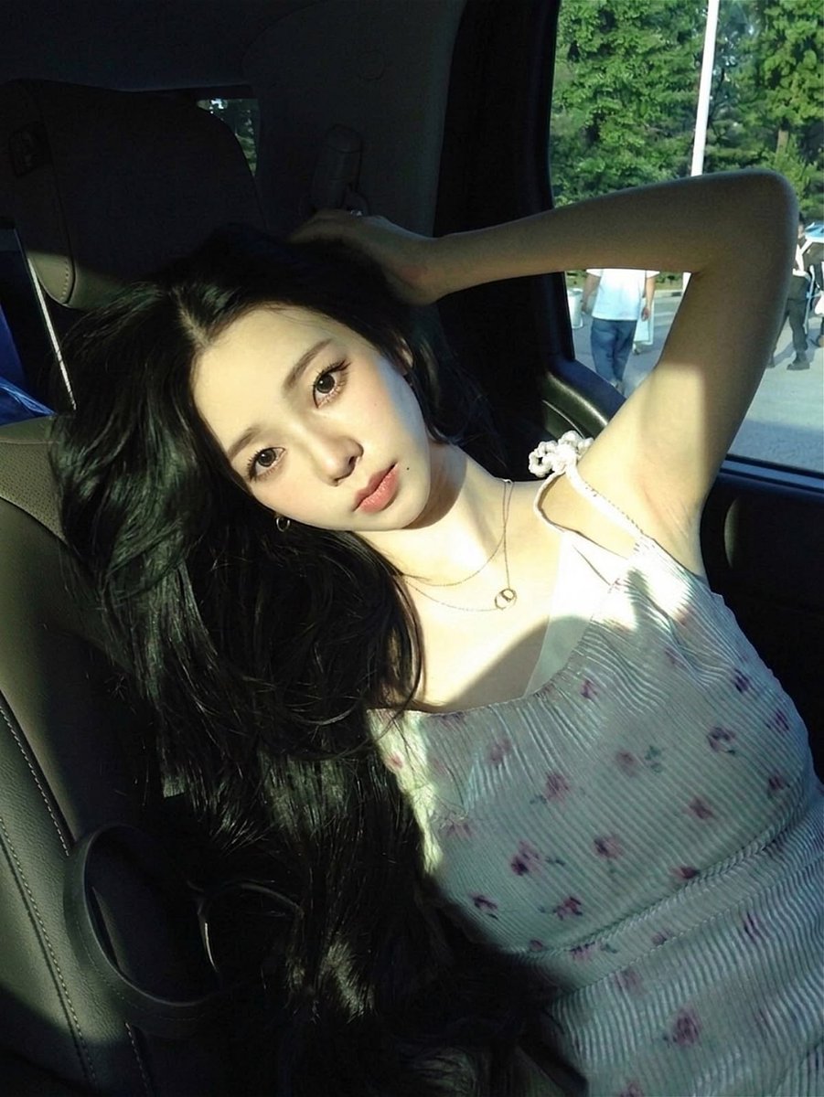 smKARINAA's tweet photo. https://t.co/qjHLzIxvkQ
