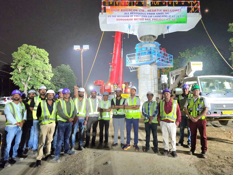 RailAnalysis's tweet photo. Gurugram #Metro achieves major milestone with first #piercap erection, Accelerating elevated corridor #construction
Read more: https://t.co/BGy3EQyIzy
#GMRL #GurugramMetroRail #CastingYard #UGirder #Viaduct #Project #Connectivity #SustainableDevelopment #RailAnalysis https://t.co/oXKKV5LbN5
