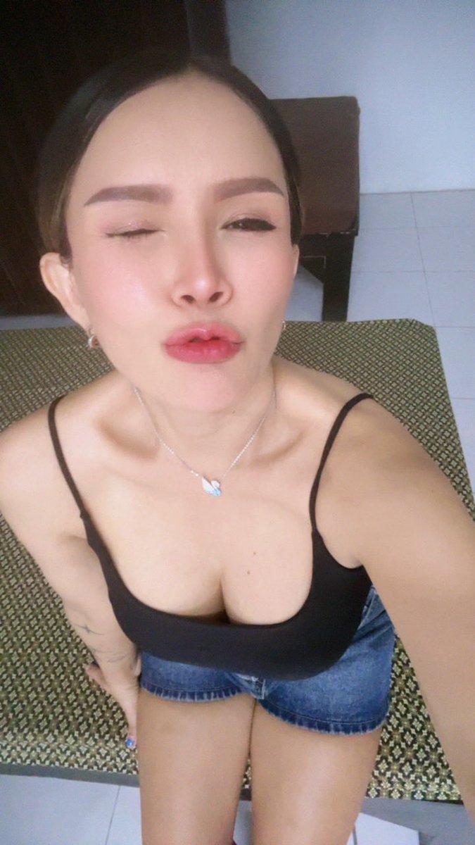 S74596313's tweet photo. ฝากติดตามพี่อ้อมด้วยน๊า😘
#นวดประชาอุทิศ
#นวดสุขสวัสดิ์
ไอดี sms.2549 พี่อ้อม https://t.co/s5XU3bRe2i