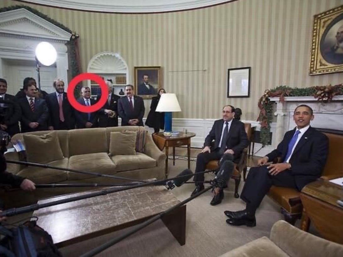 DrOmarGhanim's tweet photo. هادي العامري .. الذي قاتل العراق الى جانب ايران ثمان سنوات … وجاء على الدبابة الامريكية ٢٠٠٣ واليوم هو زعيم ميليشيا فيلق بدر الذي كان يسمى في الثمانينات فيلق ٩ بدر لان تسلسله الهرمي في هيكل الحرس الثوري كان (٩) والذي يظهر واقفا في البيت الابيض كأي مزدوج وجه المعتادين في سلطة العراق … يناشد وقف محاولات العدوان الميليشياوي ضد الشقيقة السعودية بعد تهديد حاسم بفنائه وميليشياته ان اقدم على هذه الخطوة. 

هؤلاء من ظن الخليج العربي انهم اخوة ويجب ان نستوعبهم.  https://t.co/EwrzuF89k4