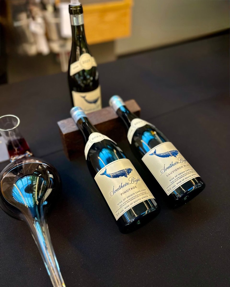 LaurasWorldza's tweet photo. As we embark on this long weekend and commemorate a holiday that holds great significance, we are delighted to introduce Hamilton Russell Vineyards. 

They’re no strangers to us but, did you know?
https://t.co/WAzZaotFzG https://t.co/LHRq24z9wH